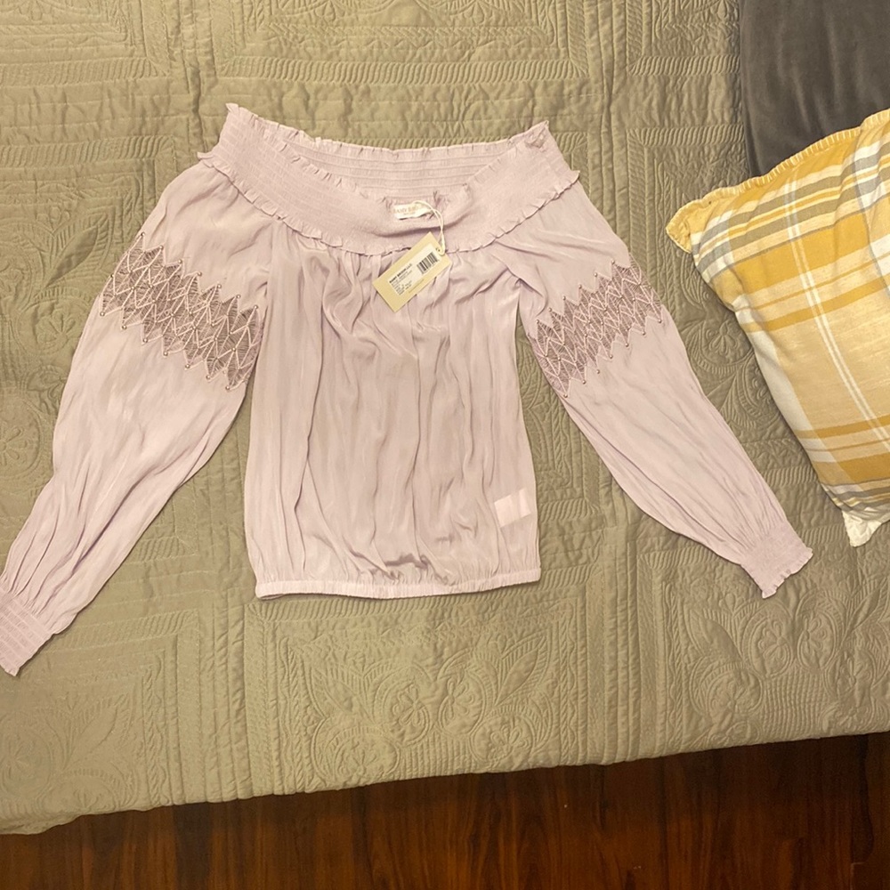 Ramy Brook lavender blouse with beaded sleeves SZ S NWT very pretty & Feminine